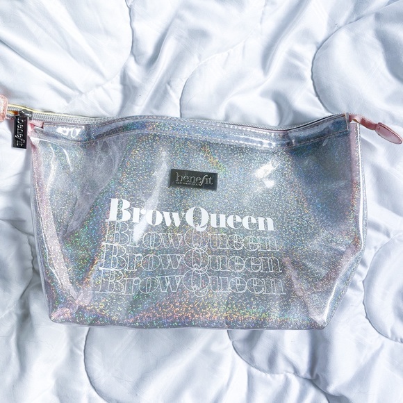 LARGE BENEFIT COSMETICS BAG - Picture 2 of 4